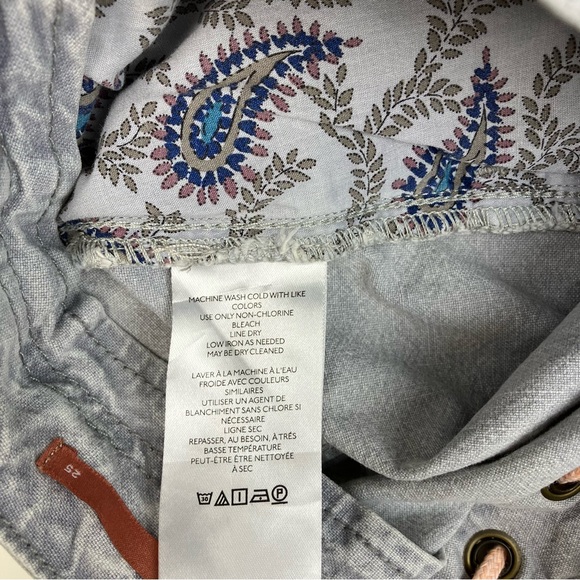 Anthropologie Pilcro Lace Up Back Denim Shorts Women's Size 25 Gray Stretch - Picture 10 of 13